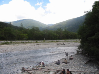 ���_�r�֌������Ă��܂�